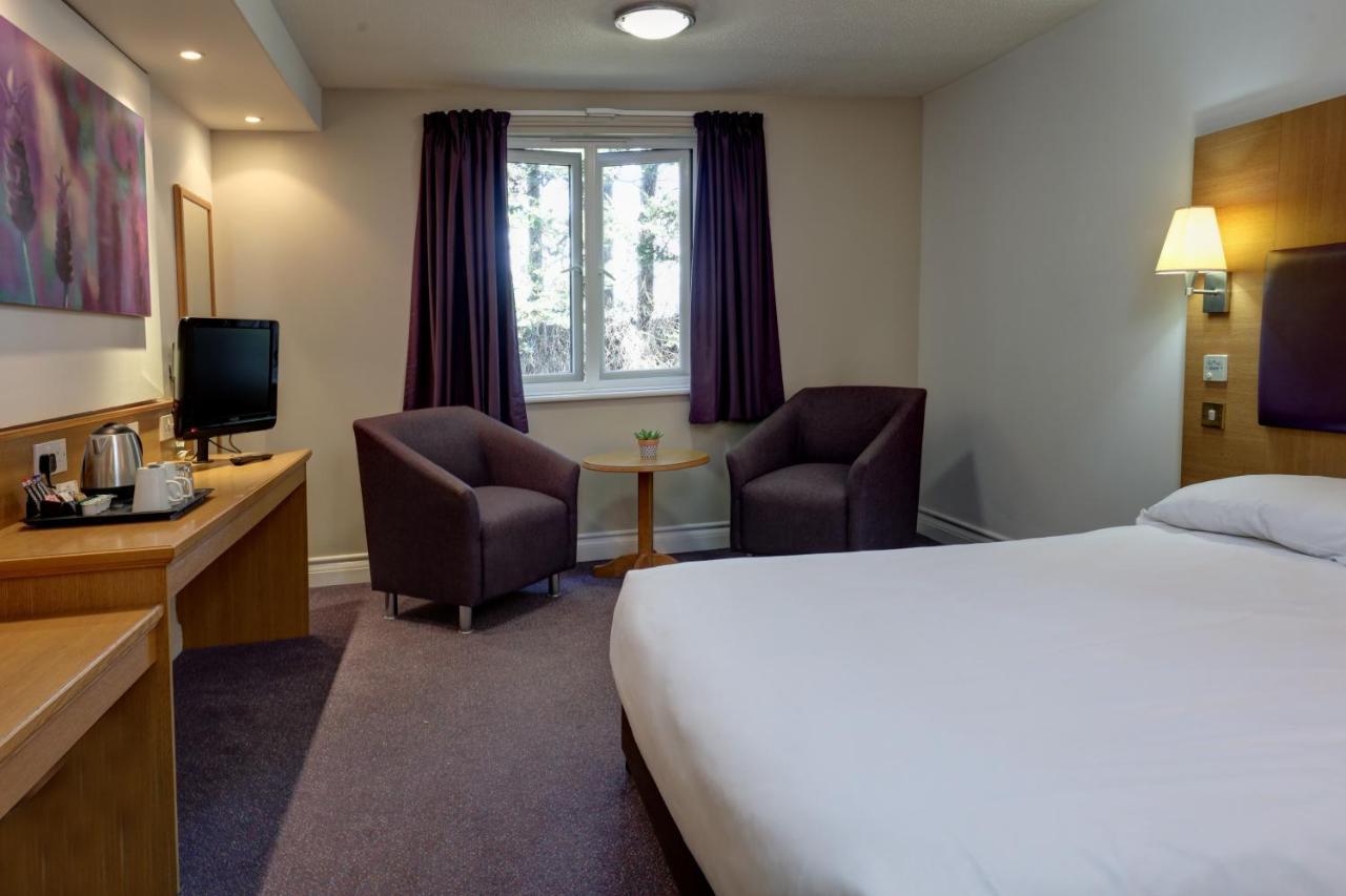 Orchid Epsom; Sure Hotel Collection By Best Western エクステリア 写真
